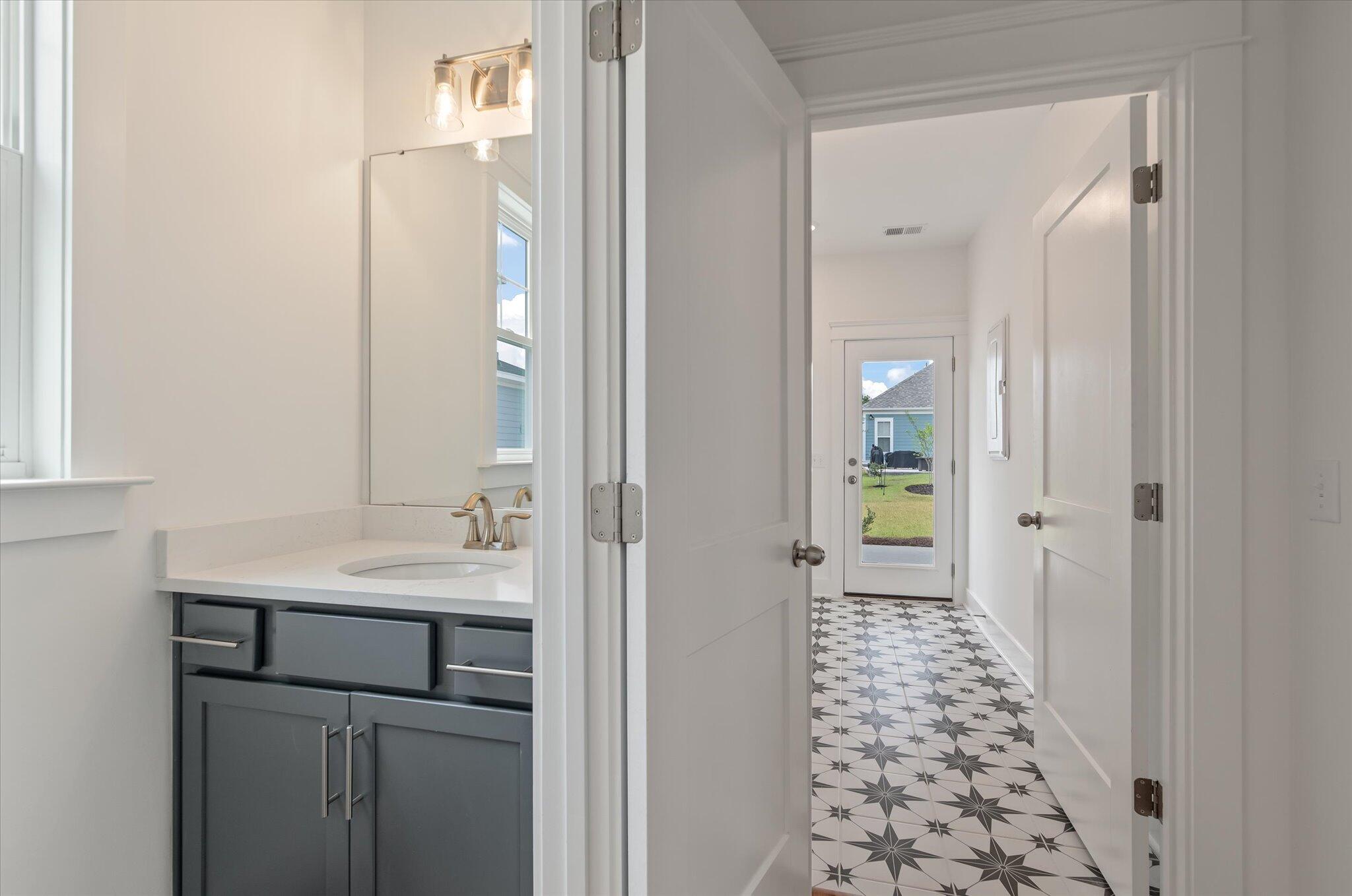111 Hewitt Street Summerville, SC 29486 - Photo 17 of 36 Powder Room