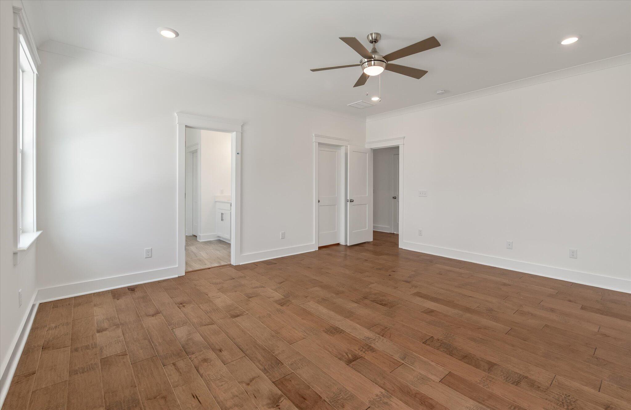 111 Hewitt Street Summerville, SC 29486 - Photo 22 of 36 Primary Suite