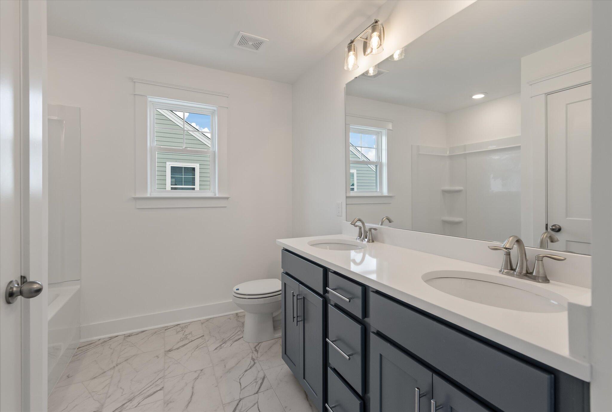 111 Hewitt Street Summerville, SC 29486 - Photo 31 of 36 Bath 2