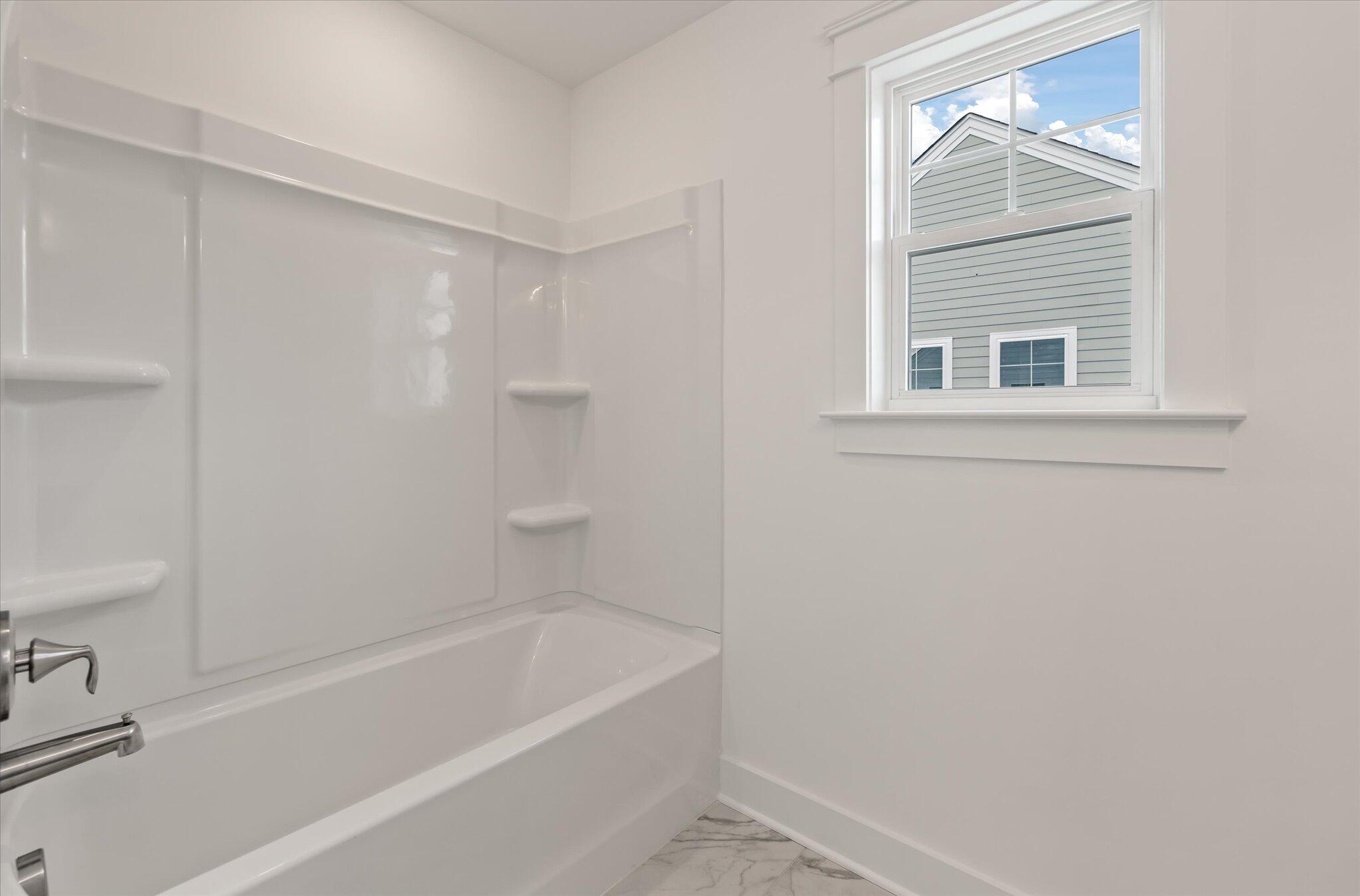 111 Hewitt Street Summerville, SC 29486 - Photo 32 of 36 Bath 2