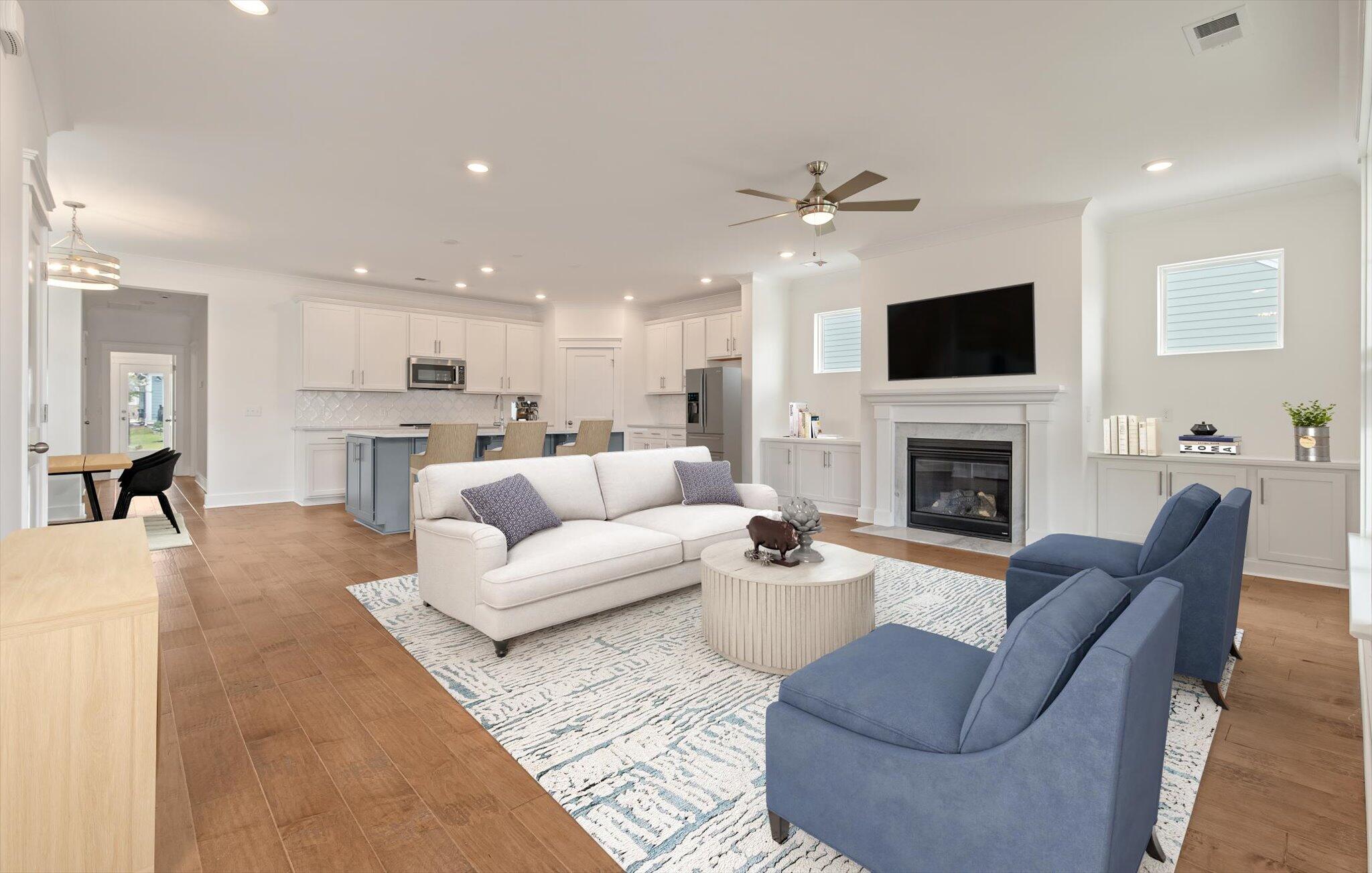 111 Hewitt Street Summerville, SC 29486 - Photo 6 of 36 Family Room