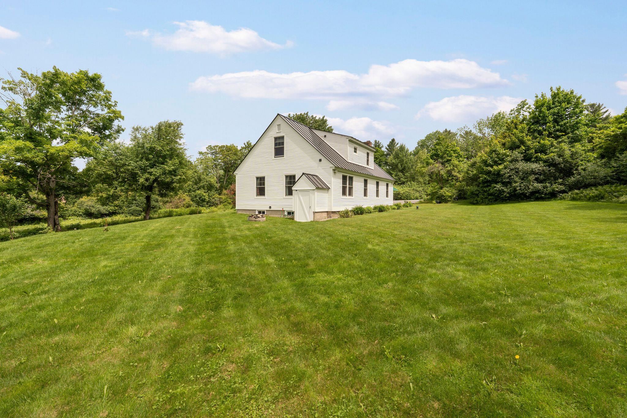 5723 Highway 12 Barnard, VT 05032 - Photo 2 of 28