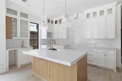 $1,999,000 | 4328 Glenwick Lane, University Park, TX 75205