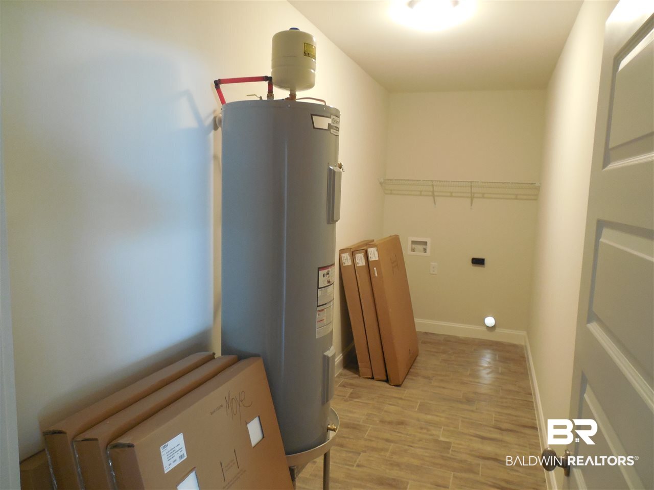 18792 Riverbend Loop Foley, AL 36535 - Photo 16 of 21 Utility and Laundry