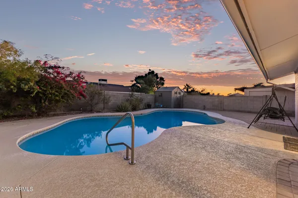 $459,900 | 3201 West Acoma Drive, Phoenix, AZ 85053
