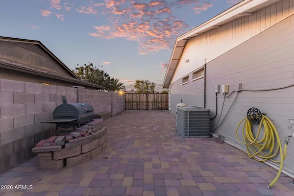 $459,900 | 3201 West Acoma Drive, Phoenix, AZ 85053