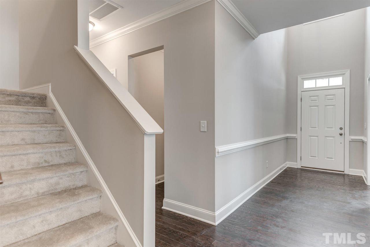 103 Ravencliff Ridge Garner, NC 27529 - Photo 2 of 25 Gallery Image 2