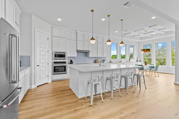 $725,000 | 1412 Scenic Oaks Drive, Georgetown, TX 78628