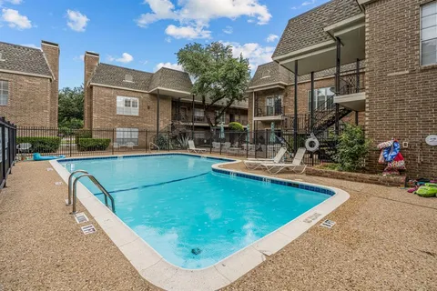 $196,000 | 4420 Harlanwood Drive, Unit 228, Fort Worth, TX 76109