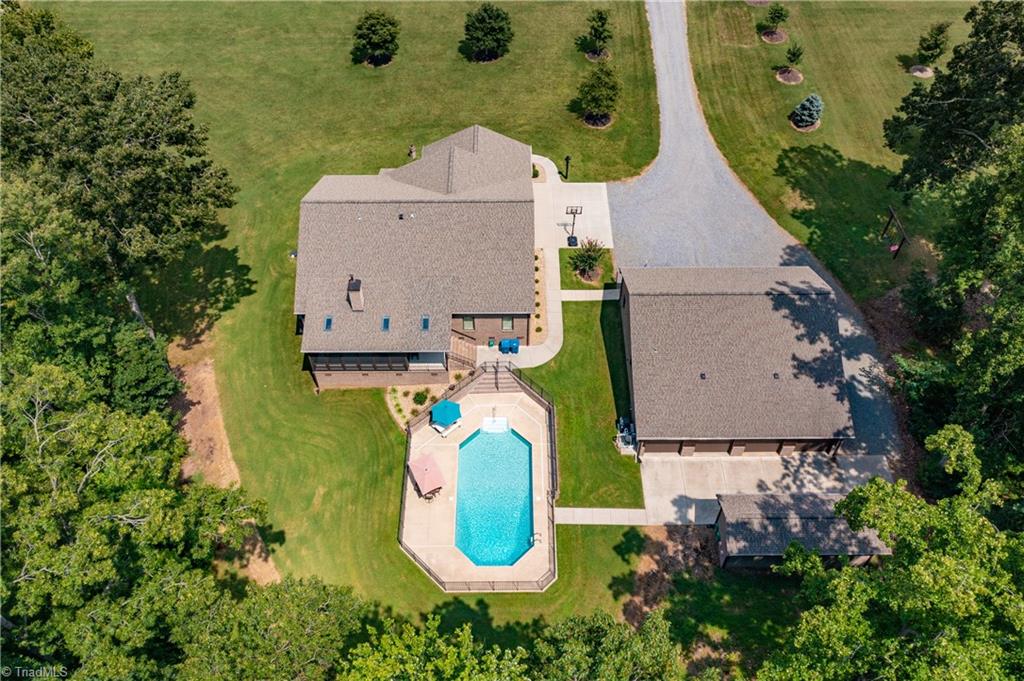 7869 Sutter Road Greensboro, NC 27455 - Photo 47 of 50 Gallery Image 47