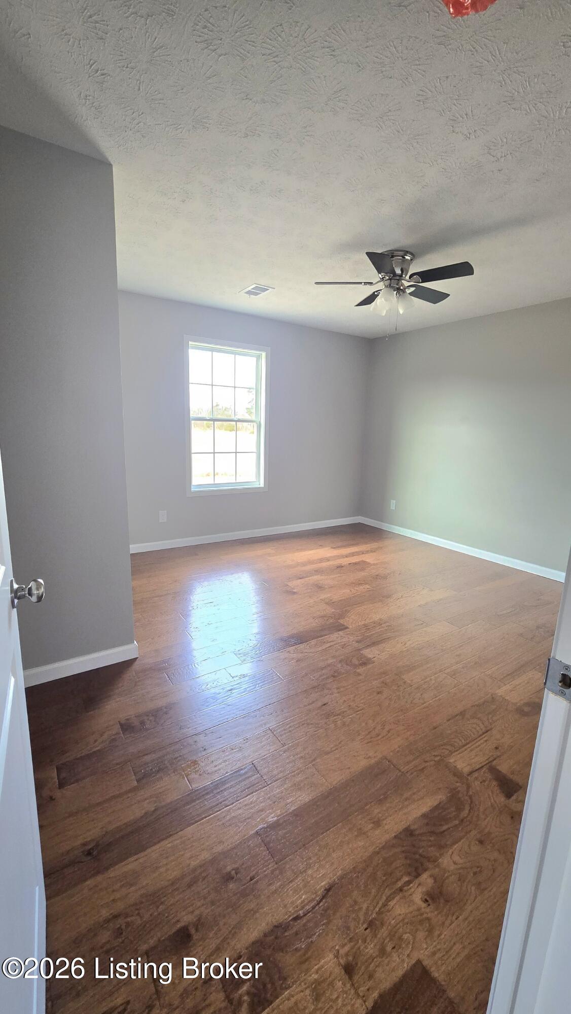 7050 Loretto Road Bardstown, KY 40004 - Photo 9 of 11 9