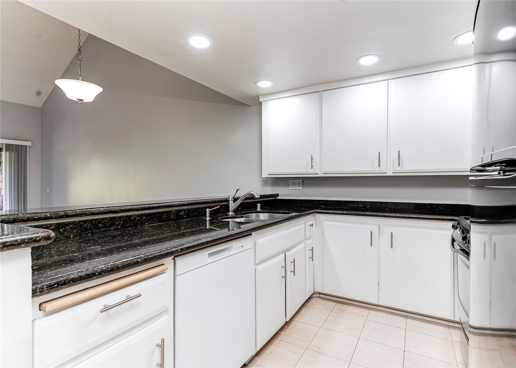 2726 Quail Ridge Circle Fullerton, CA 92835 - Photo 12 of 26