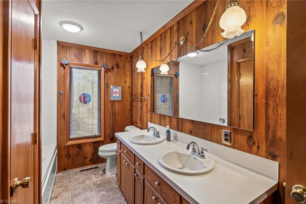 581 Swicegood Waitman Road Lexington, NC 27295 - Photo 19 of 48 Gallery Image 19