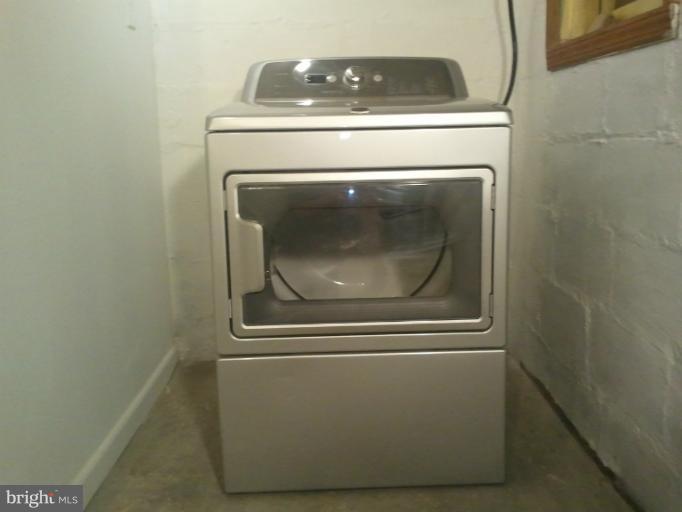 a close view of washer and dryer