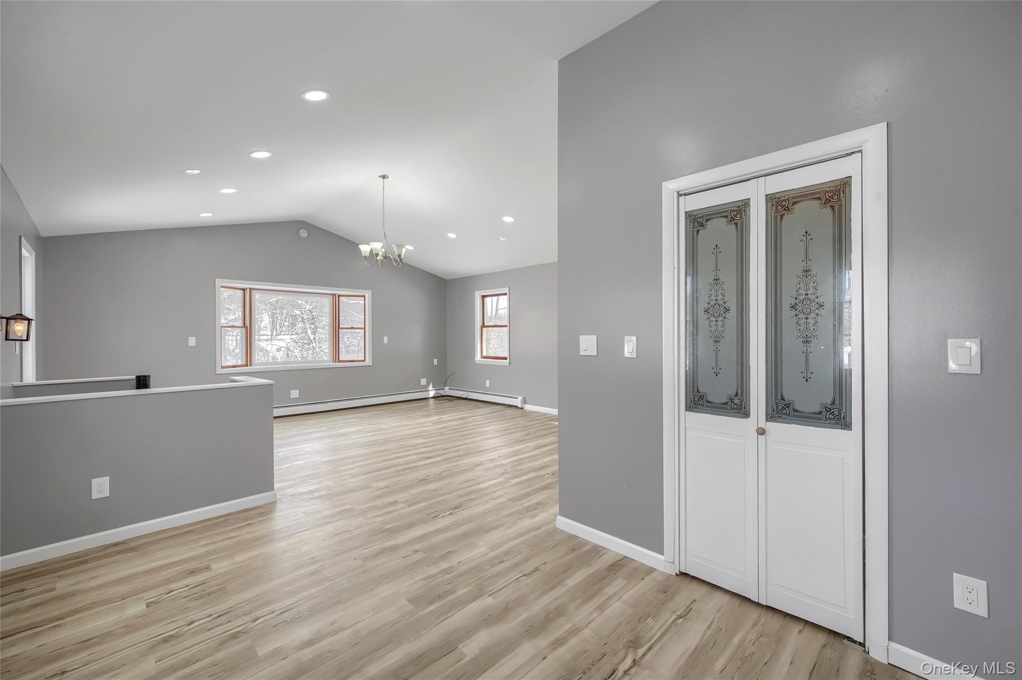 447 Clove Road Monroe, NY 10950 - Photo 6 of 29