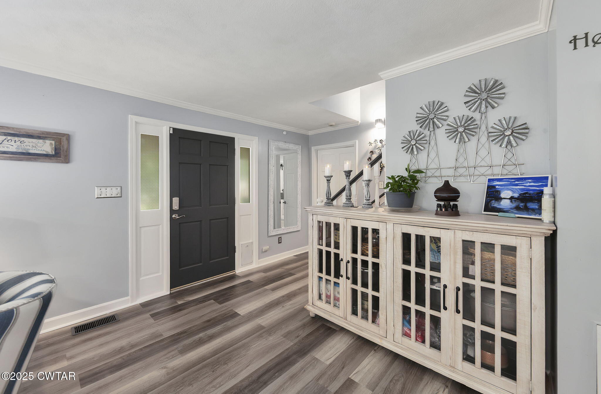 160 Plantation Road Jackson, TN 38305 - Photo 24 of 50 a view of hallway with wooden floor