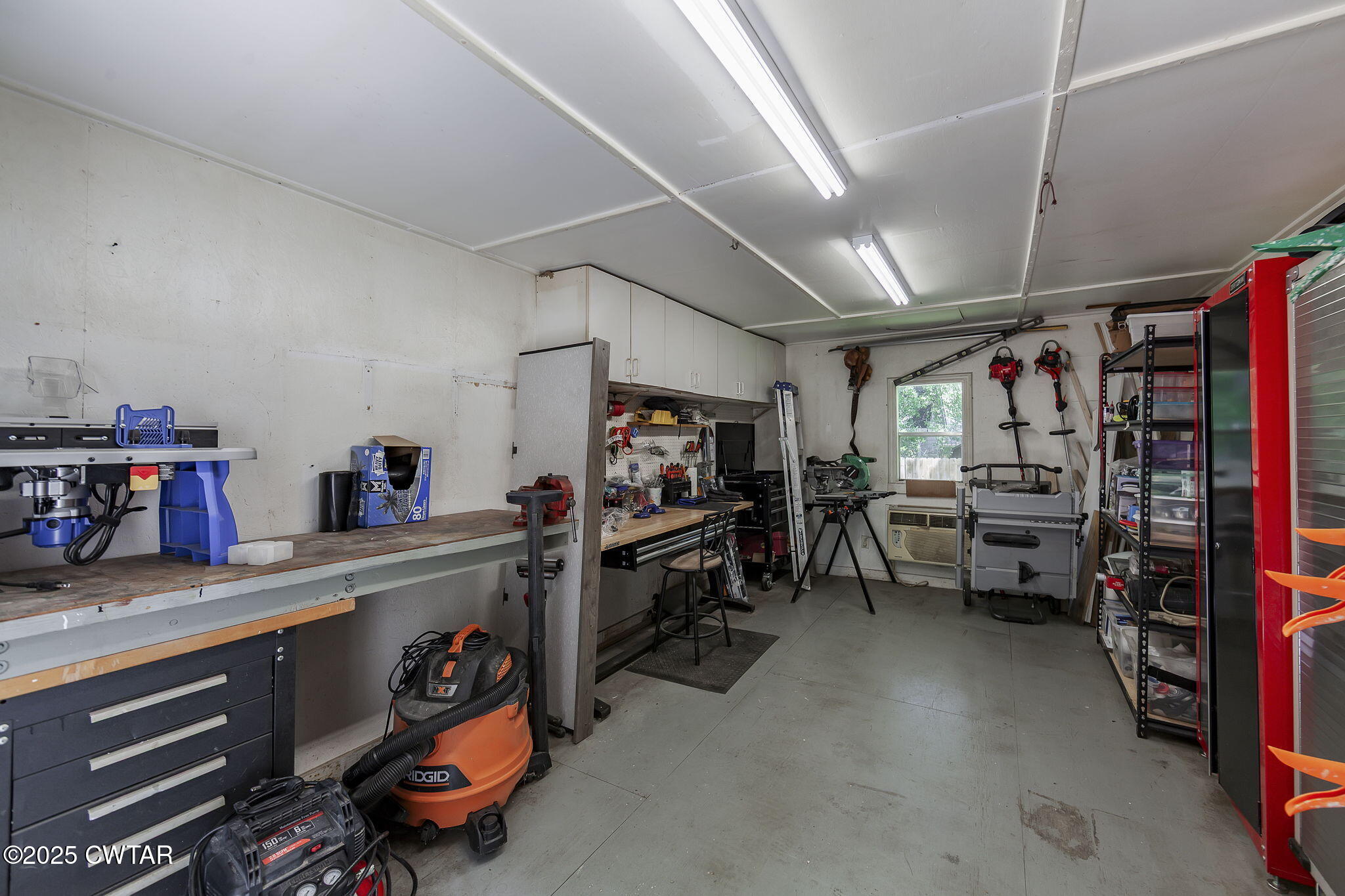 160 Plantation Road Jackson, TN 38305 - Photo 35 of 50 a view of a storage & utility room