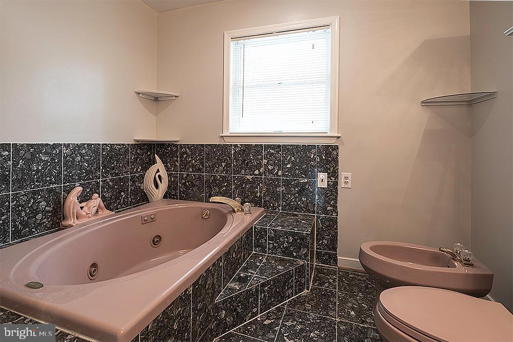 1427 Autumn Leaf Road Baltimore, MD 21286 - Photo 24 of 43 Gallery Image 24
