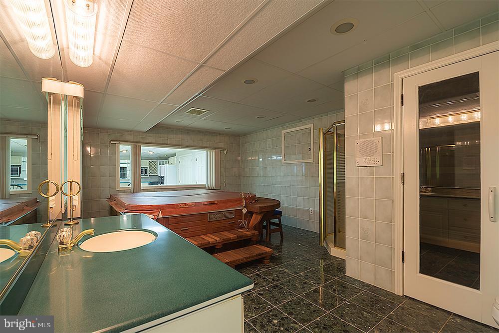 1427 Autumn Leaf Road Baltimore, MD 21286 - Photo 36 of 43 Gallery Image 36