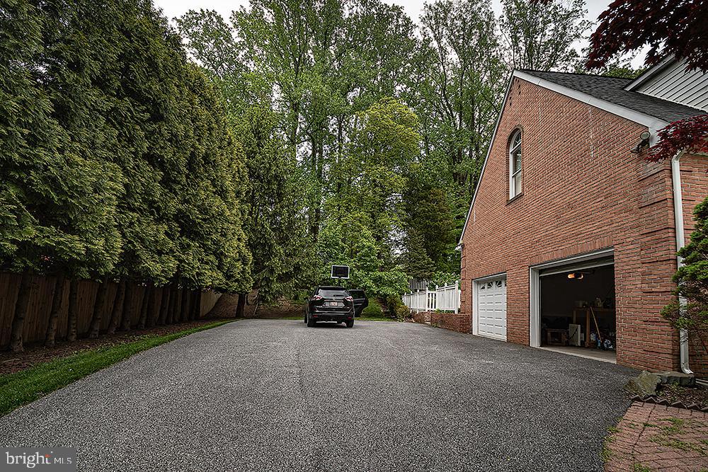 1427 Autumn Leaf Road Baltimore, MD 21286 - Photo 6 of 43 Gallery Image 6