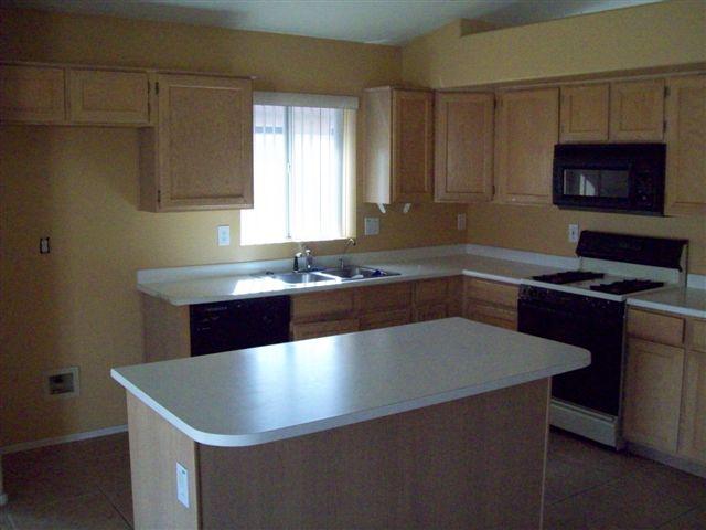12510 West Granada Road Avondale, AZ 85392 - Photo 11 of 19 kitchen