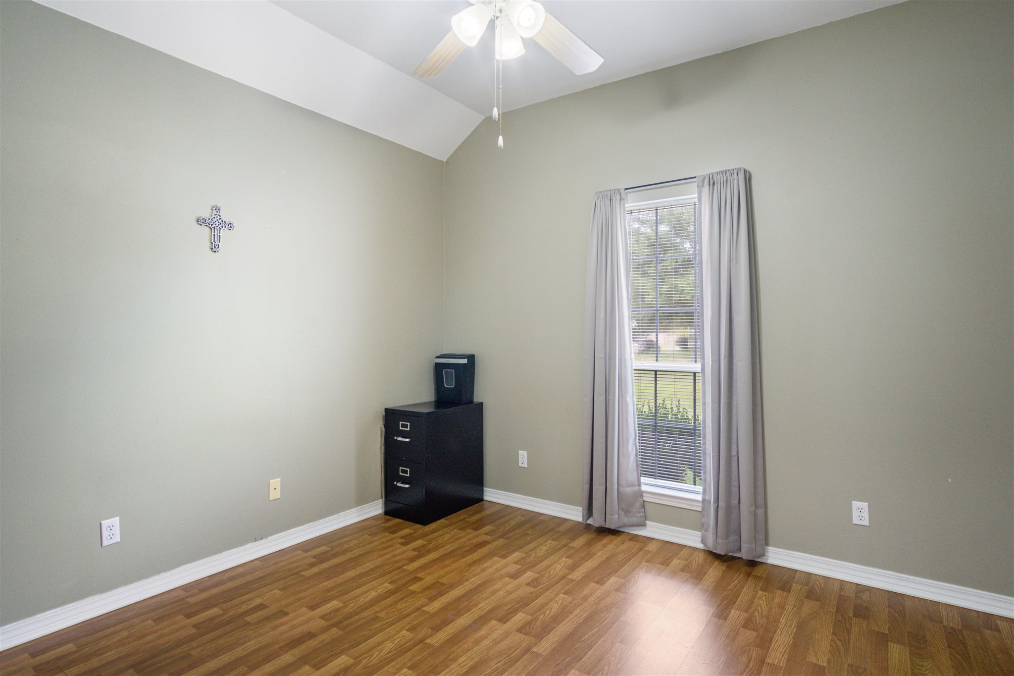 8660 Gale Rowe Lane Fairhope, AL 36532 - Photo 15 of 28 Bedroom #2