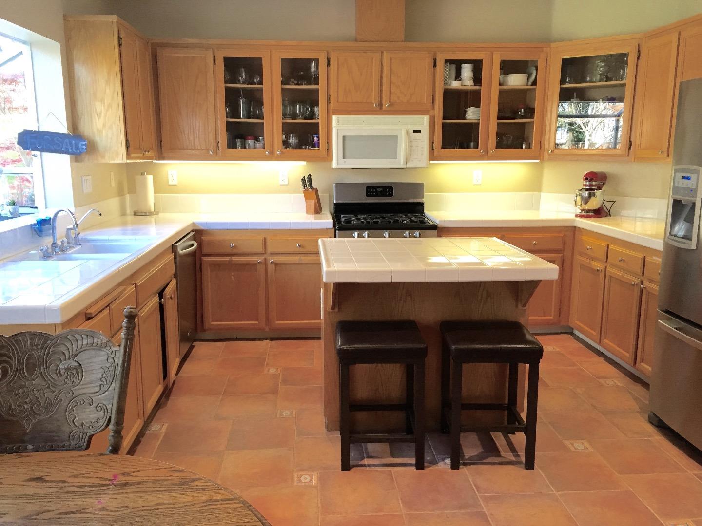 2681 Valley View Road Hollister, CA 95023 - Photo 2 of 15 Gallery Image 2