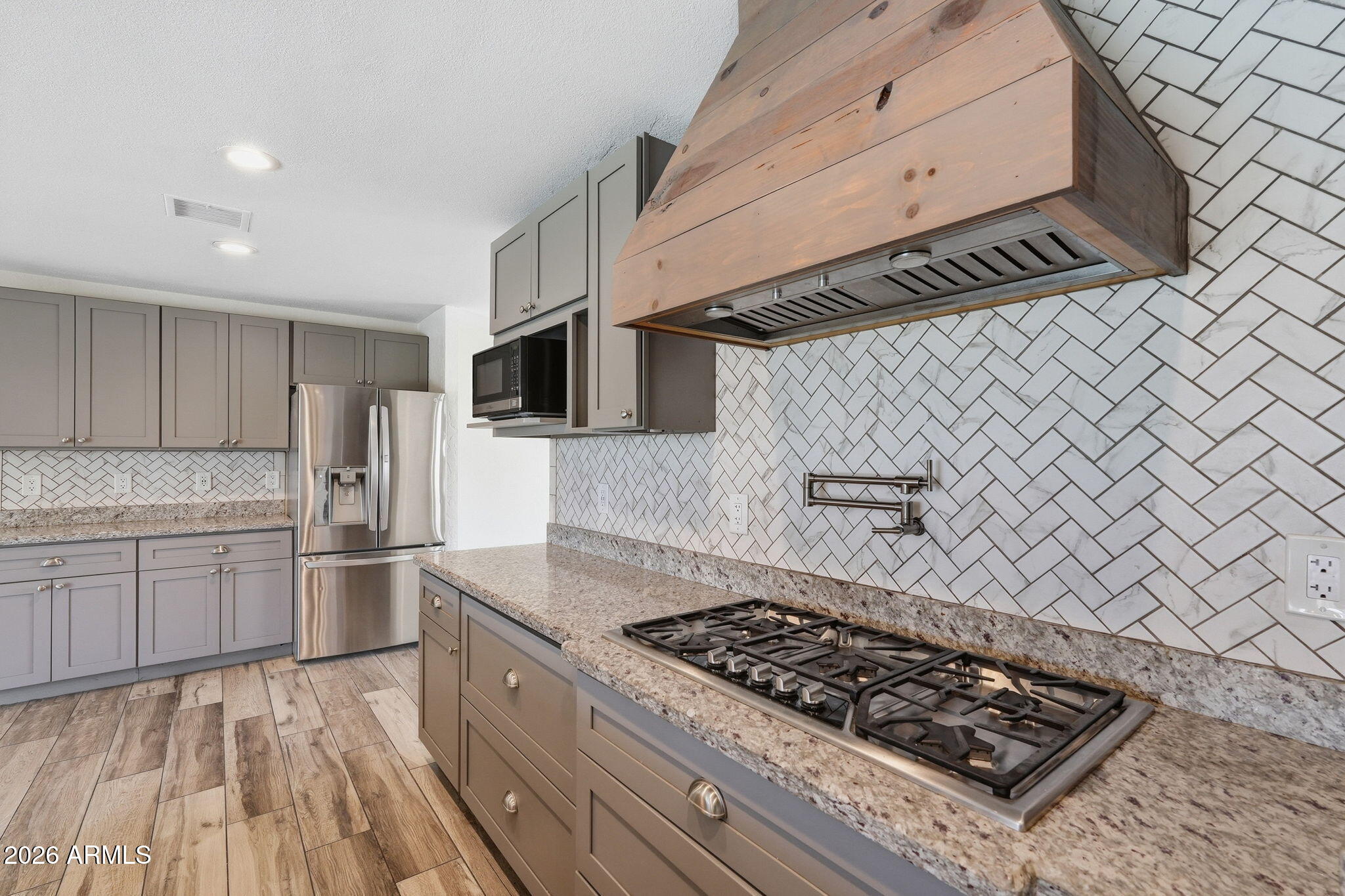 3411 West Hearn Road Phoenix, AZ 85053 - Photo 12 of 46