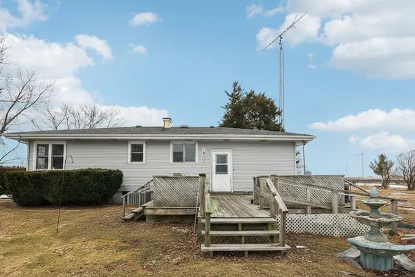 $335,000 | 9610 South Swell Road, Kinsman, IL 60437