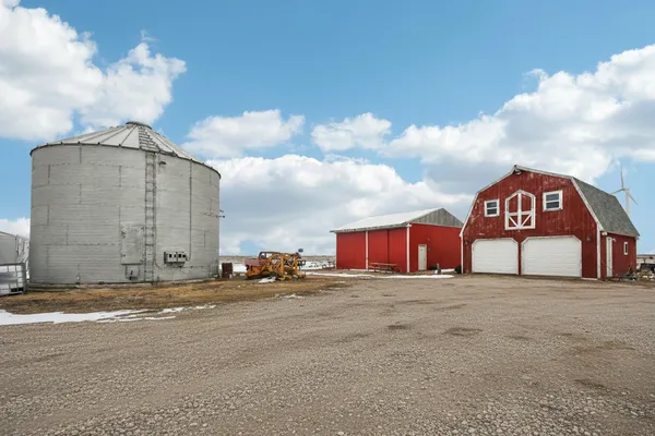 $335,000 | 9610 South Swell Road, Kinsman, IL 60437