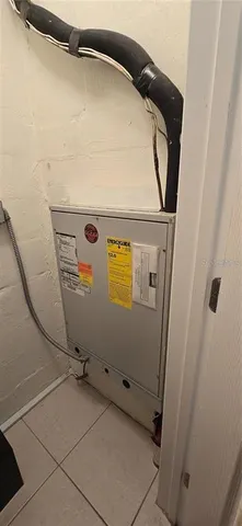 $195,000 | 5501 80th Street North, Unit 206, St. Petersburg, FL 33709