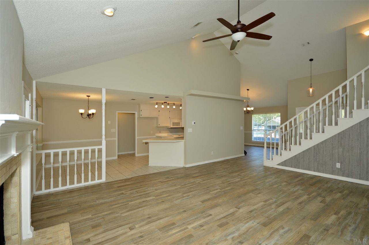 5248 Rowe Trail Pace, FL 32571 - Photo 16 of 41 Gallery Image 16
