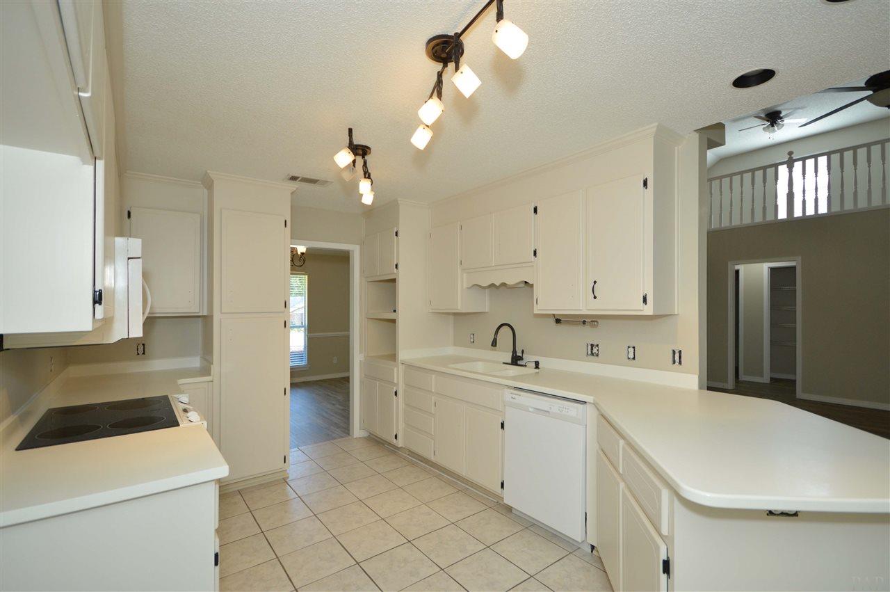 5248 Rowe Trail Pace, FL 32571 - Photo 20 of 41 Gallery Image 20