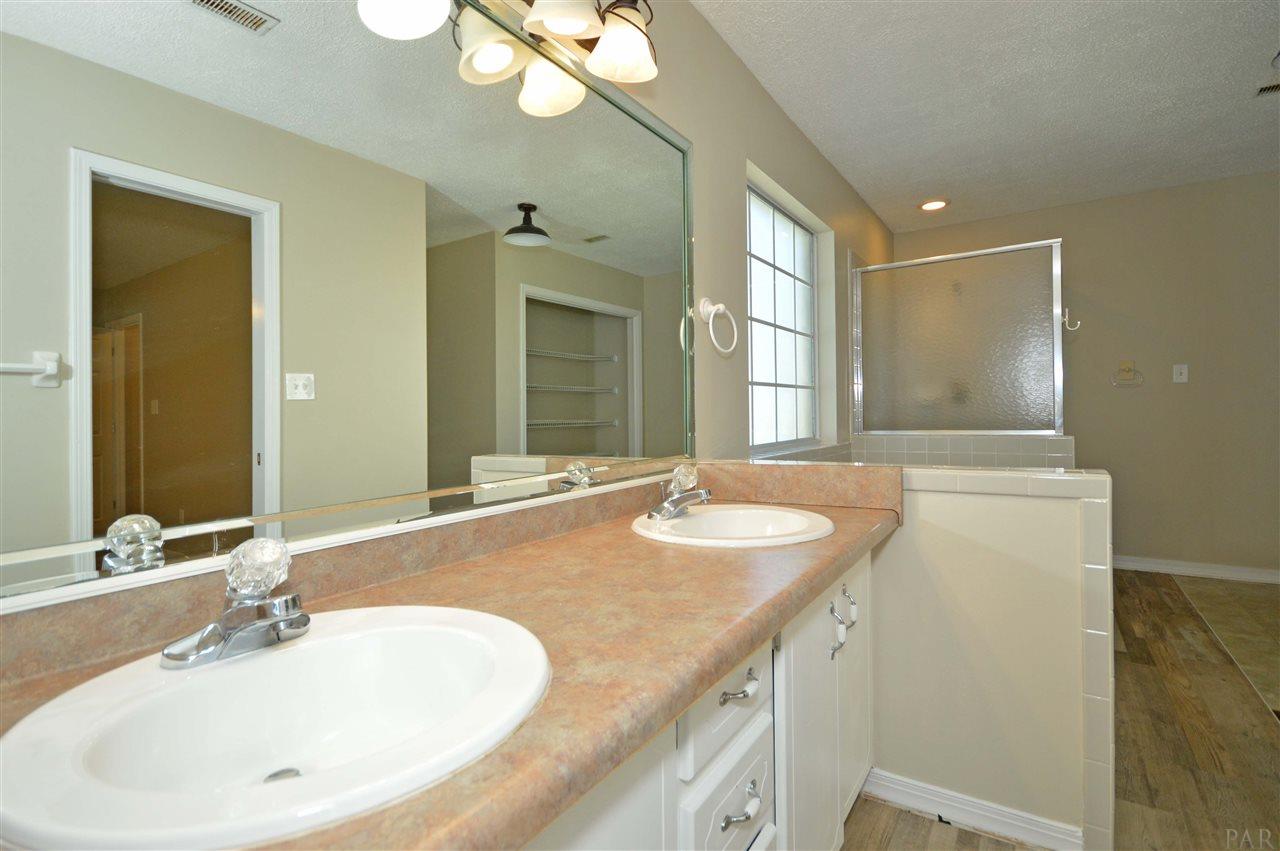 5248 Rowe Trail Pace, FL 32571 - Photo 25 of 41 Gallery Image 25