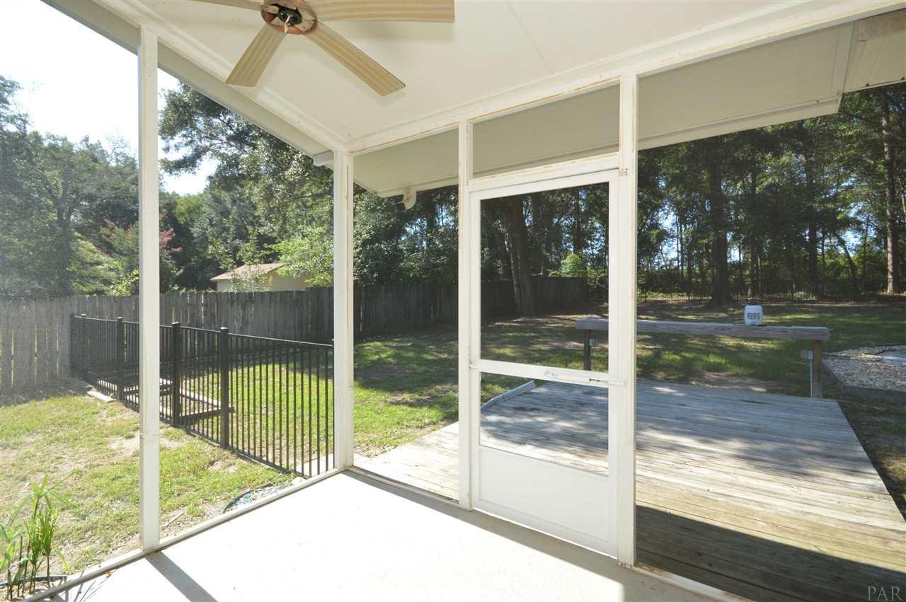 5248 Rowe Trail Pace, FL 32571 - Photo 37 of 41 Gallery Image 37