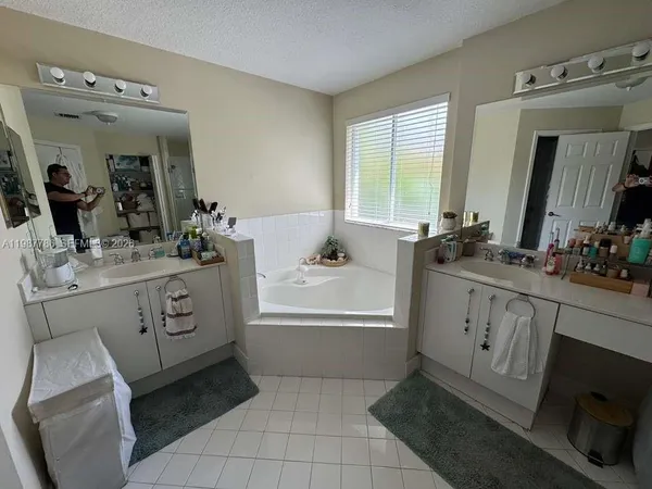 $3,850 | 7131 Northwest 114th Court, Doral, FL 33178
