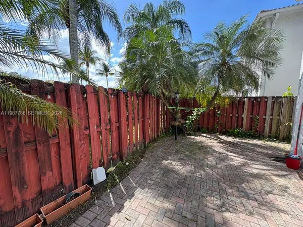 $3,850 | 7131 Northwest 114th Court, Doral, FL 33178