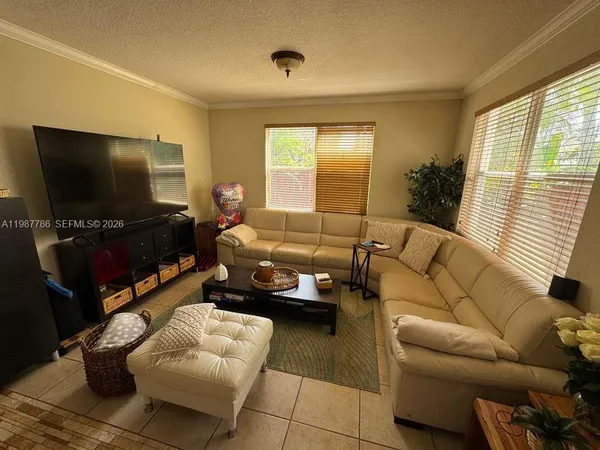 $3,850 | 7131 Northwest 114th Court, Doral, FL 33178