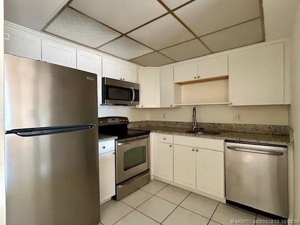 $1,550 | 950 South Kanner Highway, Unit C26, Stuart, FL 34994