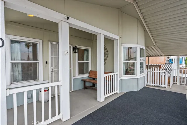 $295,000 | 21500 Lassen, Unit 180, Chatsworth, CA 91311
