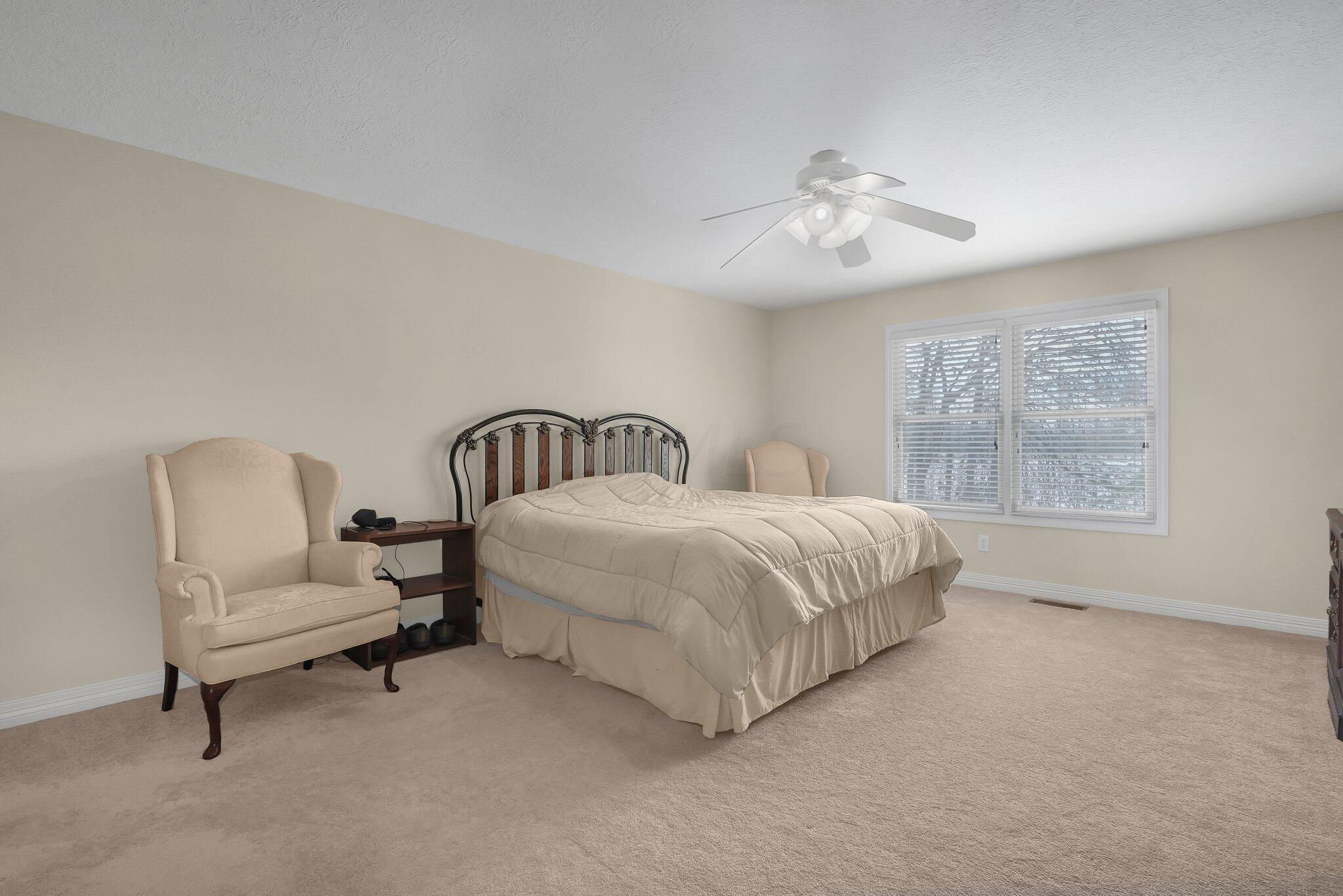 320 Vista Ridge Drive Delaware, OH 43015 - Photo 15 of 40 Primary Bedroom on 1st floor