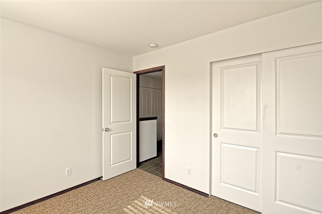 9427 16th Drive West Everett, WA 98204 - Photo 12 of 20