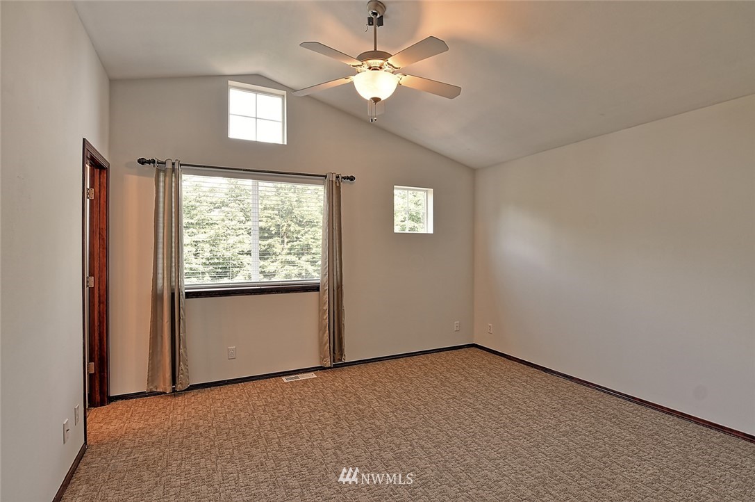 9427 16th Drive West Everett, WA 98204 - Photo 14 of 20