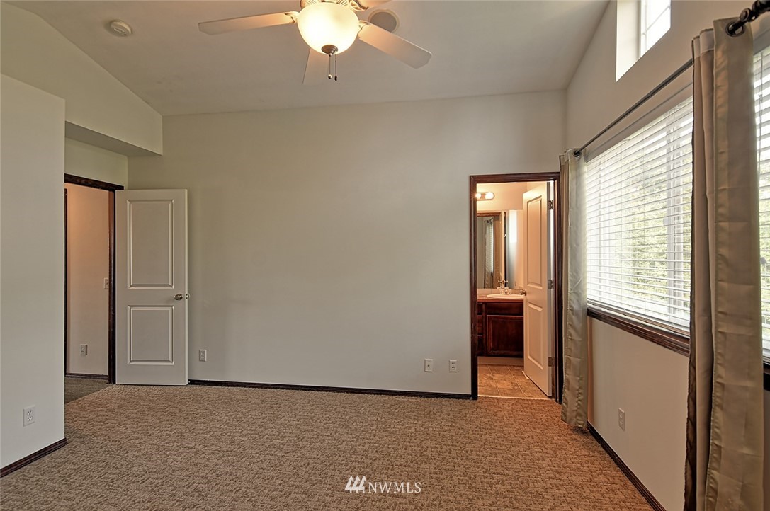 9427 16th Drive West Everett, WA 98204 - Photo 15 of 20