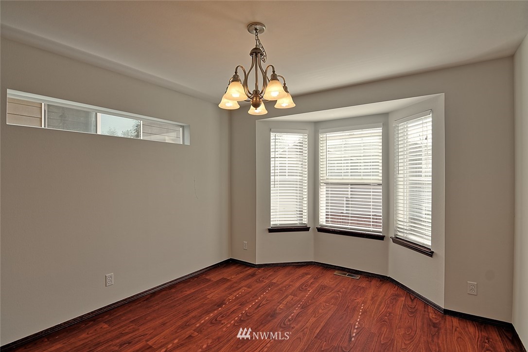 9427 16th Drive West Everett, WA 98204 - Photo 6 of 20