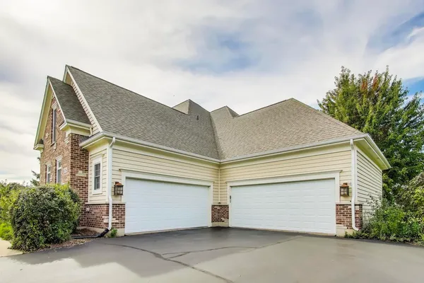 $925,000 | 24744 North Golden Oat Circle, Cary, IL 60013
