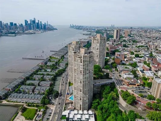 $1,100,000 | 7004 Boulevard East, Unit 44B, Guttenberg, NJ 07093