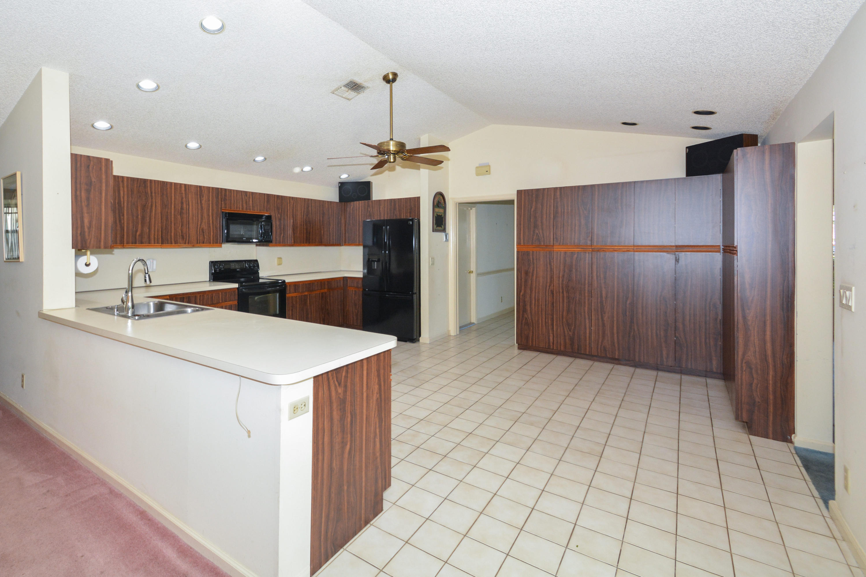 2800 Northwest 30th Street Boca Raton, FL 33434 - Photo 8 of 22 2800 NW 30th St Boca Raton FL-print-010-
