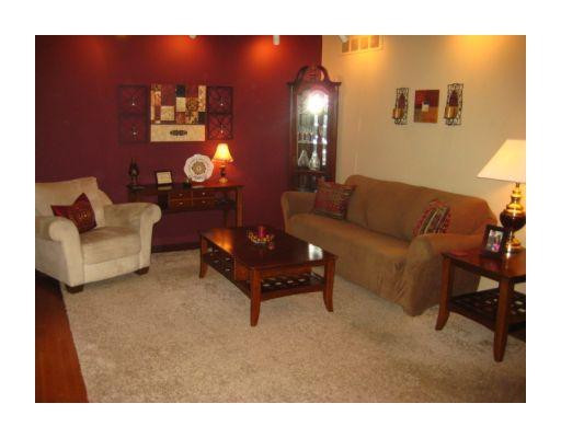 263 North Maple Road Saline, MI 48176 - Photo 2 of 12 Photo 2
