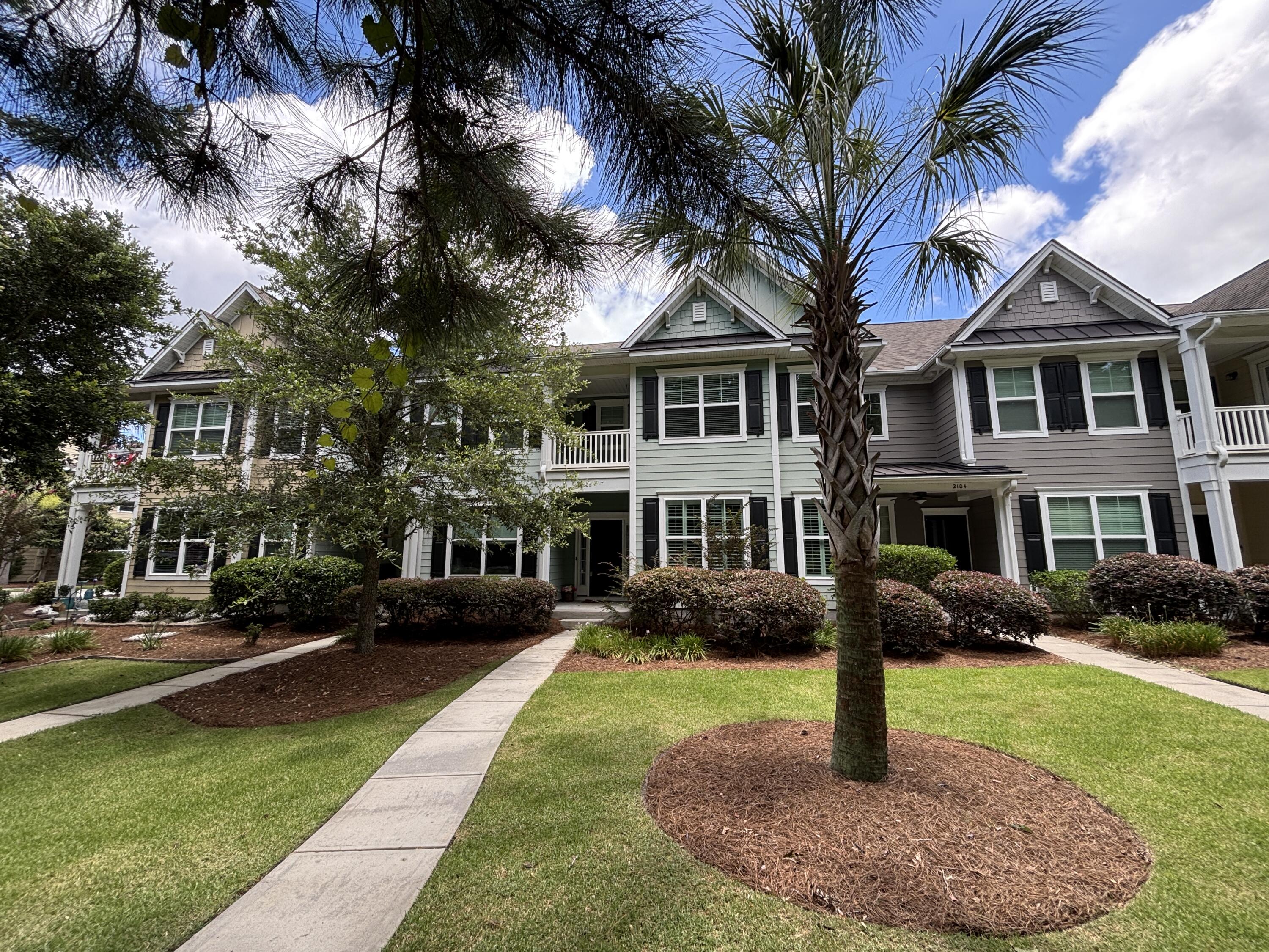 2108 Promenade Court Mount Pleasant, SC 29466 - Photo 3 of 34 IMG_0103
